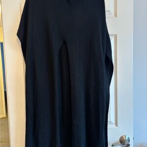 Brodie Cashmere Classic Black Poncho